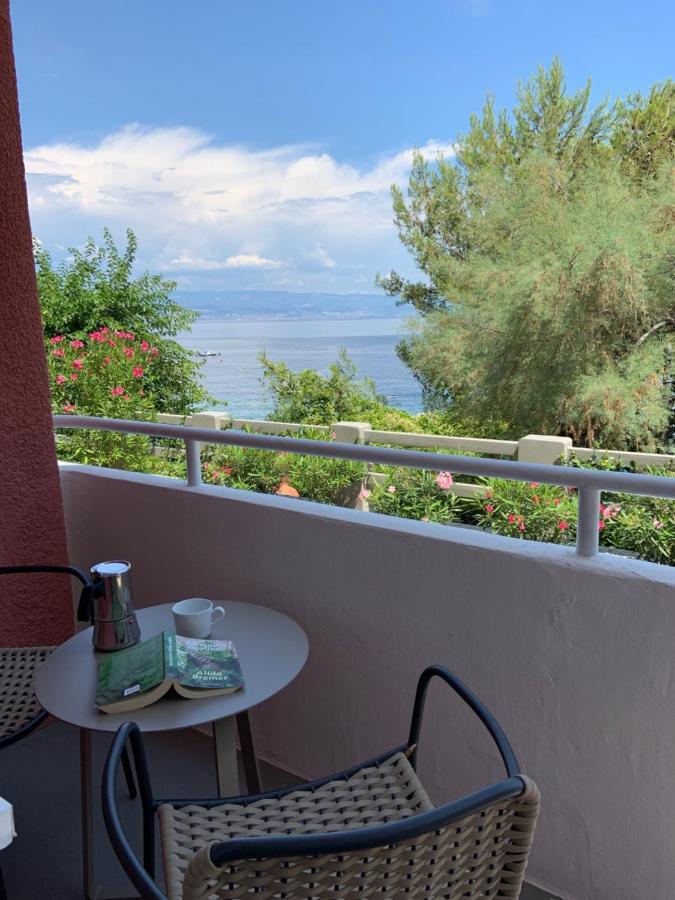 Beachfront Apartment Rosa Del Mar Jardin มอชเชนิชกา ดรากา ภายนอก รูปภาพ